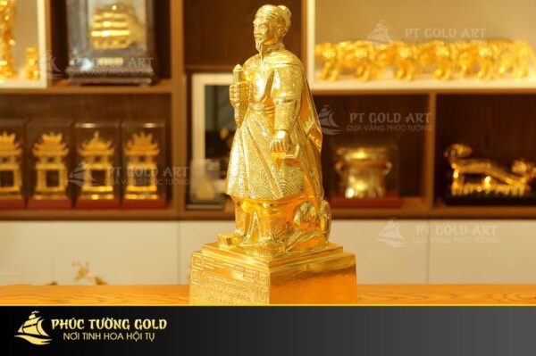 Tượng Hưng Đạo vương Trần Quốc Tuấn dát vàng - HD05 - Ảnh 4