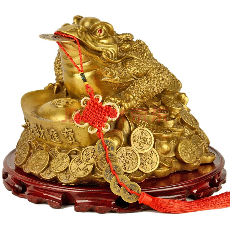 Cóc thiềm thừ có thể ngậm đồng tiền Ngũ đế, gia tăng sức mạnh và năng lượng phong thủy - phuctuonggold-com