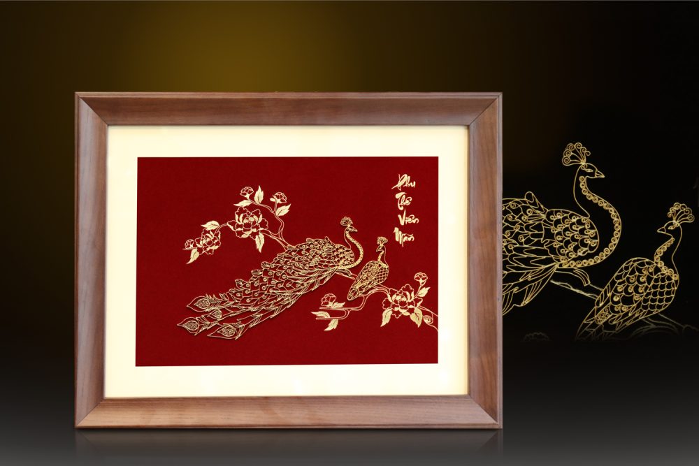 Tranh đôi chim công & hoa mẫu đơn mạ vàng 24k - CC03