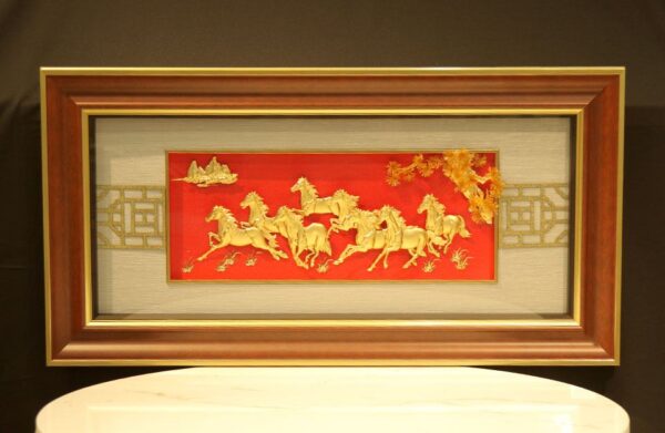 Tranh mã đáo thành công dát vàng 24K - MD04