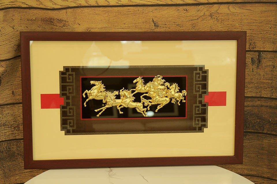 Tranh ngựa mã đáo dát vàng 24K - MD03