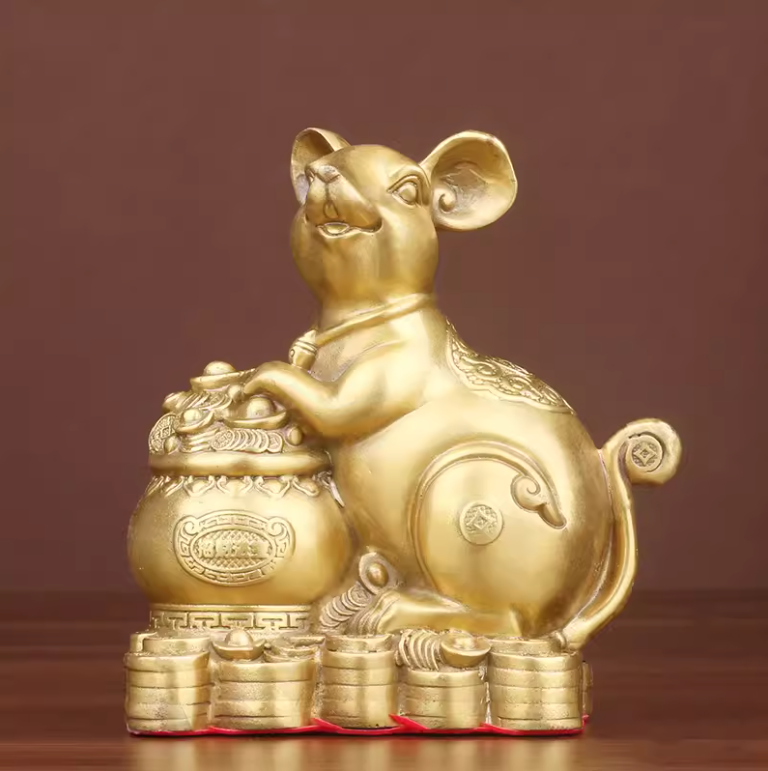 Tượng chuột mạ vàng 24K bên hũ vàng chiêu tài tiến bảo - phuctuonggold-com