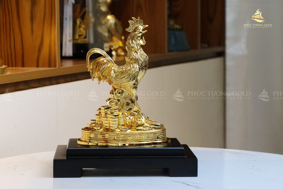 tuong-ga-phong-thuy-ma-vang-24k-e28093-tg01-4 Tượng gà phong thủy mạ vàng 24k – TG01 4