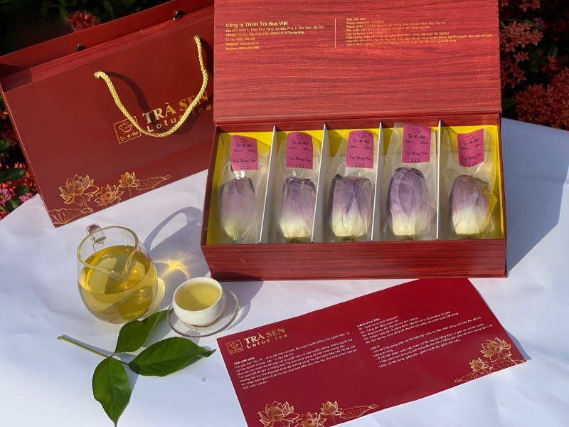qua-tang-doi-tac-nuoc-ngoai-5